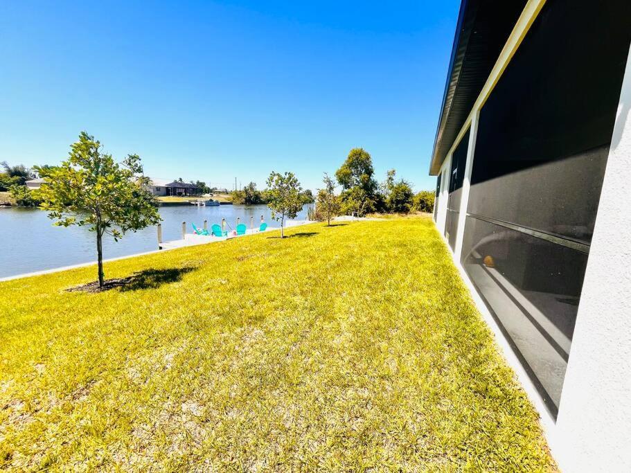 Holiday home New 4 Bed House On A Canal Facing South & Door Ramp, Near Golf Course And Softball *